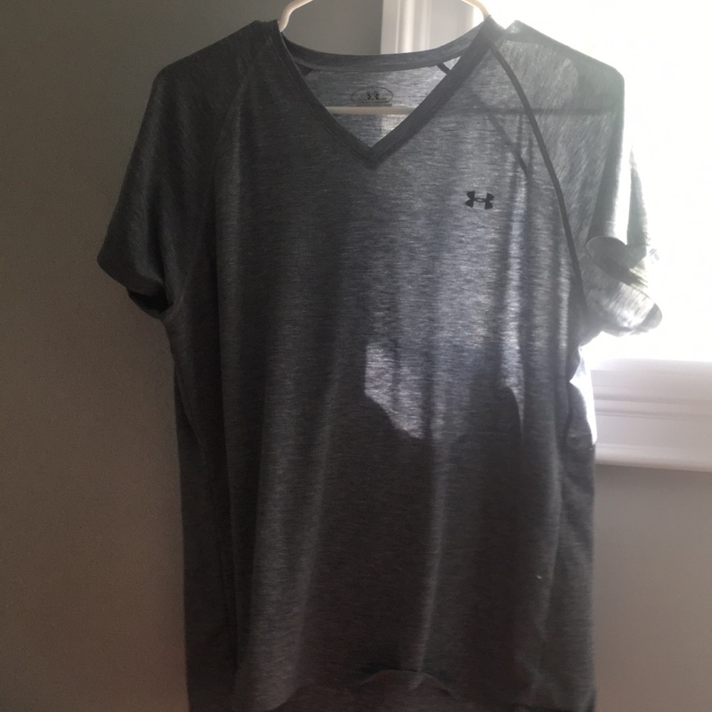Gray Under Armour tee